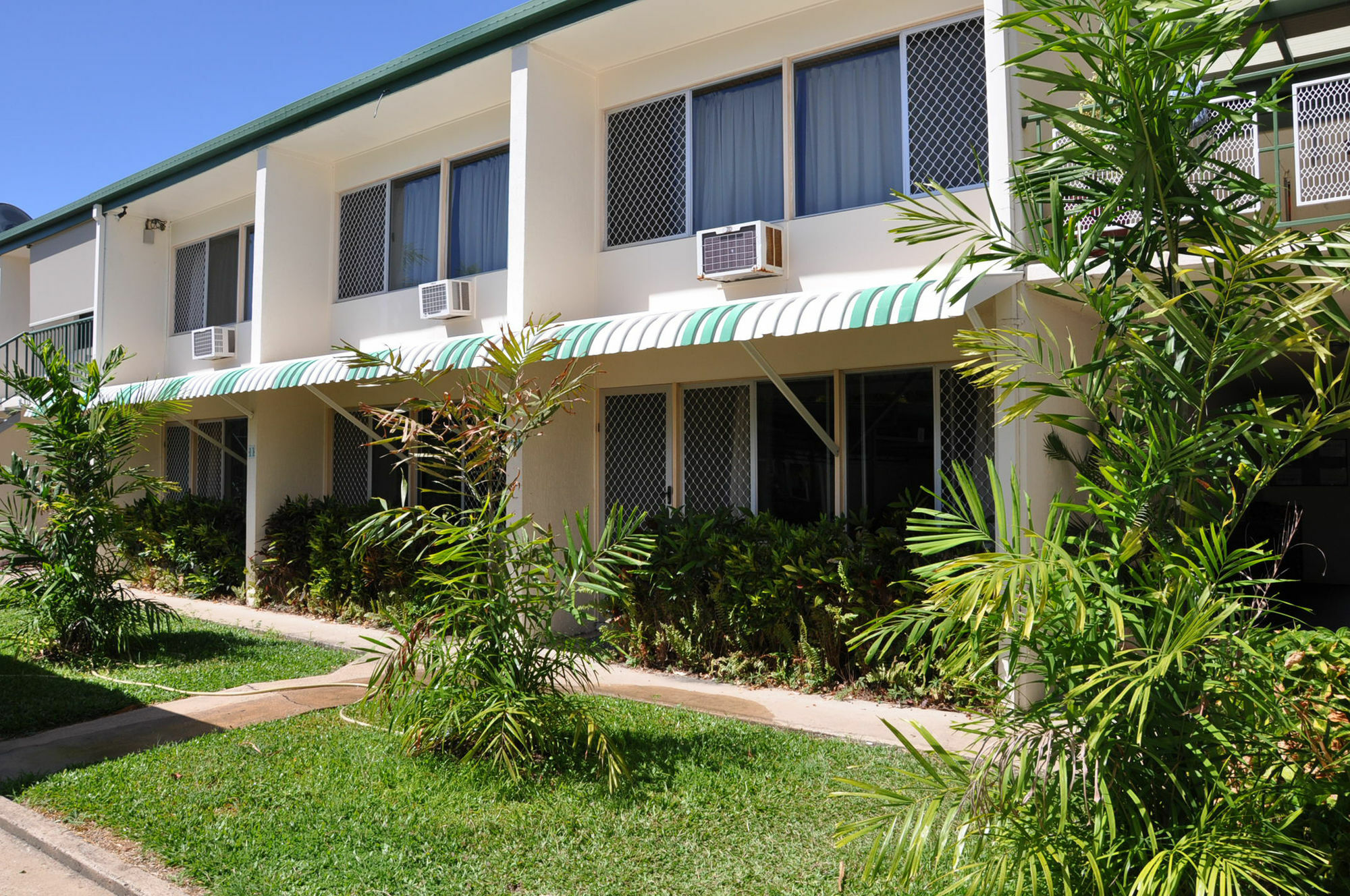 Palm Waters Holiday Villas Townsville Exterior foto